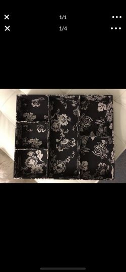 Desk organizer