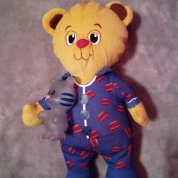 Daniel Tiger's Neighborhood Goodnight Daniel Talking Light Up Plush Bedtime Toy