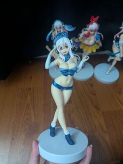 Super Sonico Anime Figure