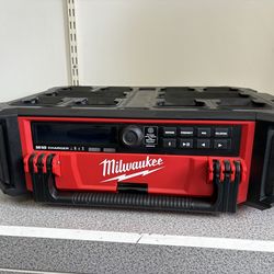Milwaukee Packout Radio + Charger