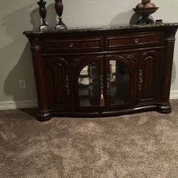 Mirror And Cabinet And Misc 