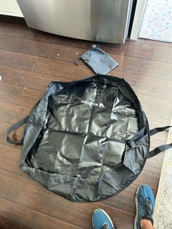 Wetsuit changing mat