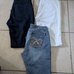 Pantalones size 13 para Mujer $13 cada uno Excelente condición 
