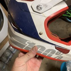 100% Helmet