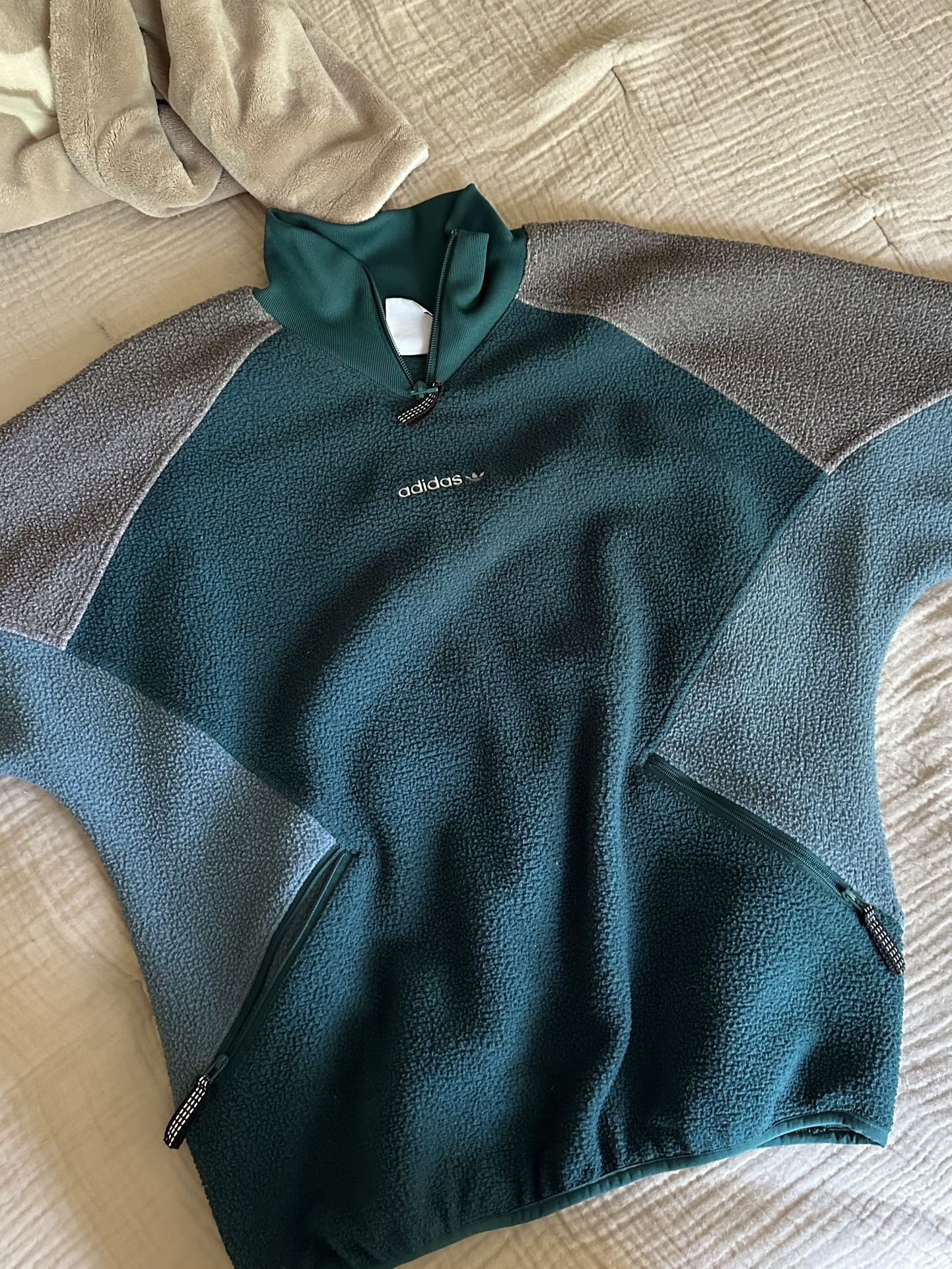 Adidas Vintage Sweater