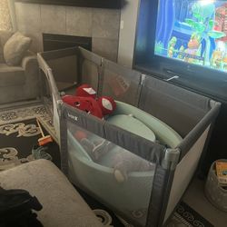 Foldable 8 Panel Play Pen 