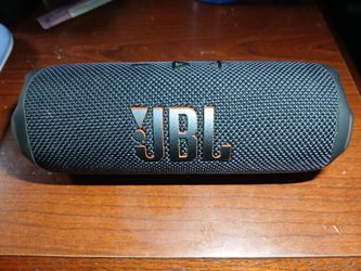 JBL FLIP 7 Bluetooth Speaker Wireless with AI Sound Boost