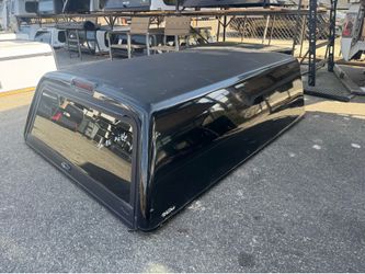 Toyota Tacoma camper Shell 1987-04