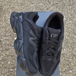 New Balance 9060 Black Cat Sizes: 3.5, 4, 4.5, 5, 5.5, 6, 6.5, 7 (Pick Up Only)