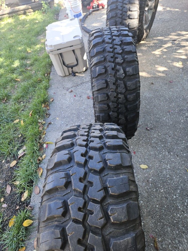 Off Road Tires 