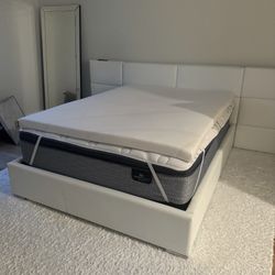 Modani  Furniture Queen Bed Frame 