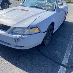 2001 Ford Mustang