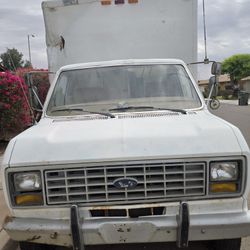 1990 Ford Econoline E350