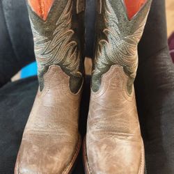 Boys Ariat cowboy boots