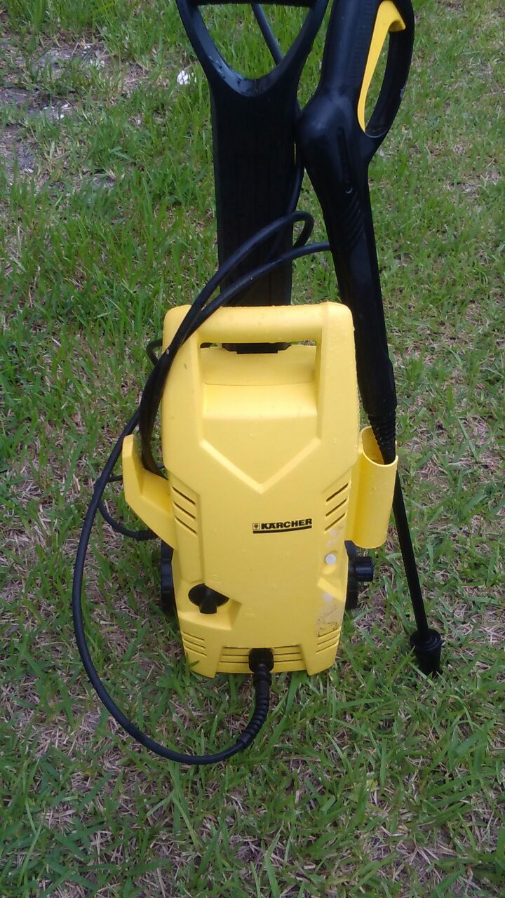1500 psi Electric pressure washer