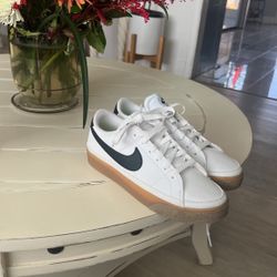 New Size 6 Converse  And Size 61/2   $ 70 Each 