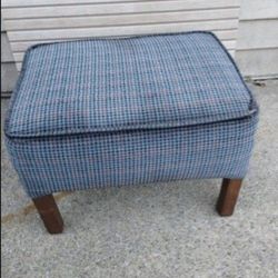 VINTAGE OTTOMAN - STOOL - FOOTSTOOL 16"×12" TOP /12"H