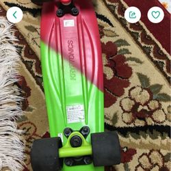 Powey Skateboard New $30