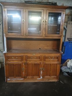 Hutch in good condition does light up in side