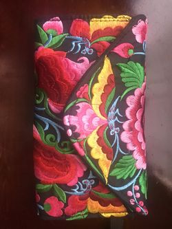 Mexican Embroidered Wristlet Purse