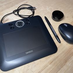 Wacom Bamboo Fun CTE-450 Graphics Tablet Set
