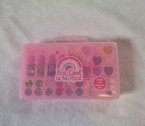 Kids makeup