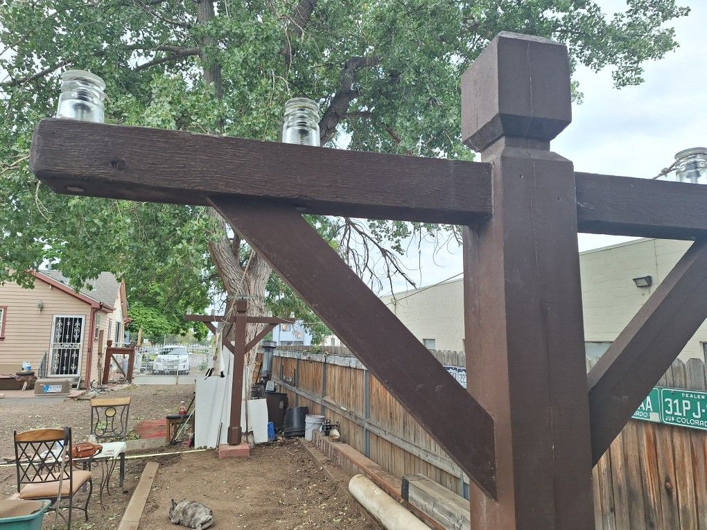 Clothes Lines. Post TO Hang Clothes 