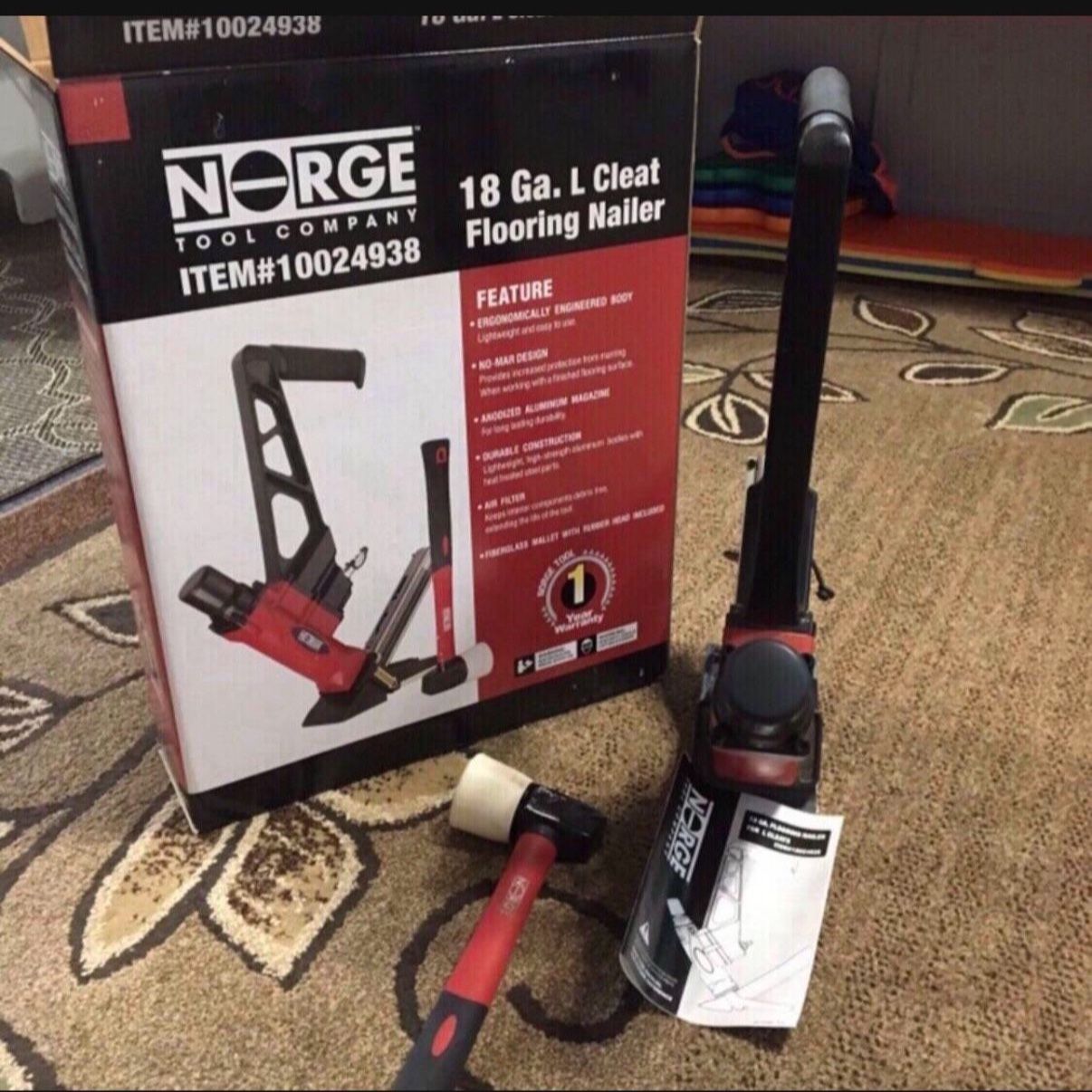 Norge Pneumatic 18 Gauge L Cleat Wood Flooring Nailer