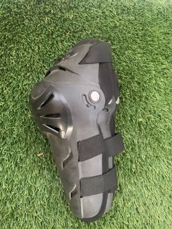 Knees and shin guards