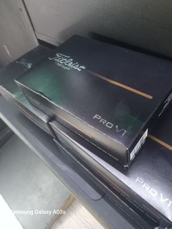 5 boxes of titleist pro v1