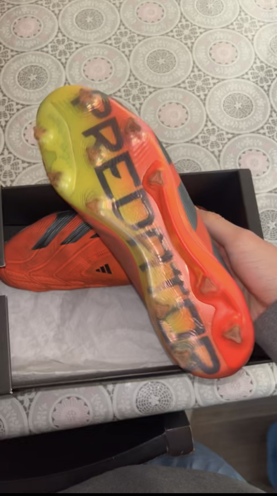 ADIDAS PREDATOR ELITE LACELESS FG SE