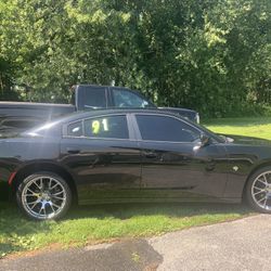 2016 Dodge Charger 3.6 L Pen star With Lots Of Extras 