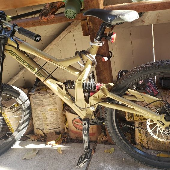 Airborne Taka downhill Mountain Bike for Sale in Fresno CA OfferUp