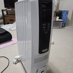 De'Longhi Dragon Digital Oil Filled Radiator Heater, 1500W