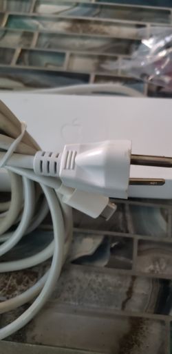 Mac mini - CHARGER ONLY