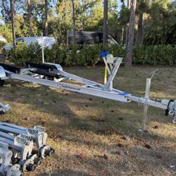 New Tailer Mania 7K Dual ACL Boat Trailer.  Ready To Go. 