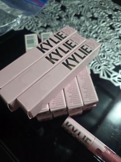 Kylie Jenner Matte Liquid Lipstick Original Not A Copy new Never Use $10 each all are same shades posie k