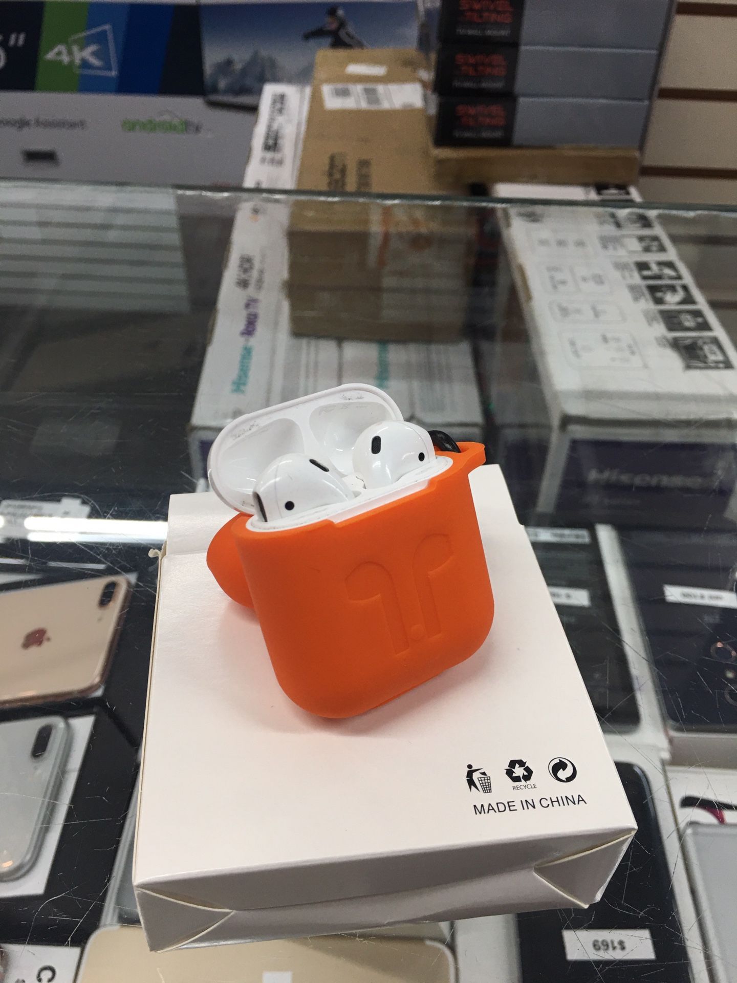 ORIGINAL AIRPODS LIKE NEW $99