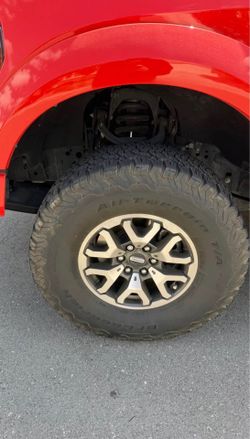 2023 Ford Raptor wheels