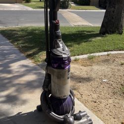 Dyson Animal Ball Vacuum 
