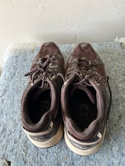 New Balance Low-Top Sneakers