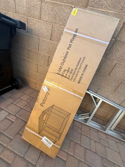 Outside pet cage with top cover