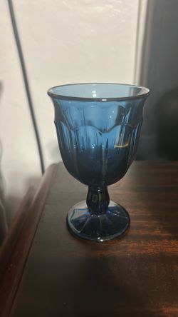 Vintage colonial  blue pressed glass
