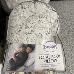 Boppy Maternity Pillow 