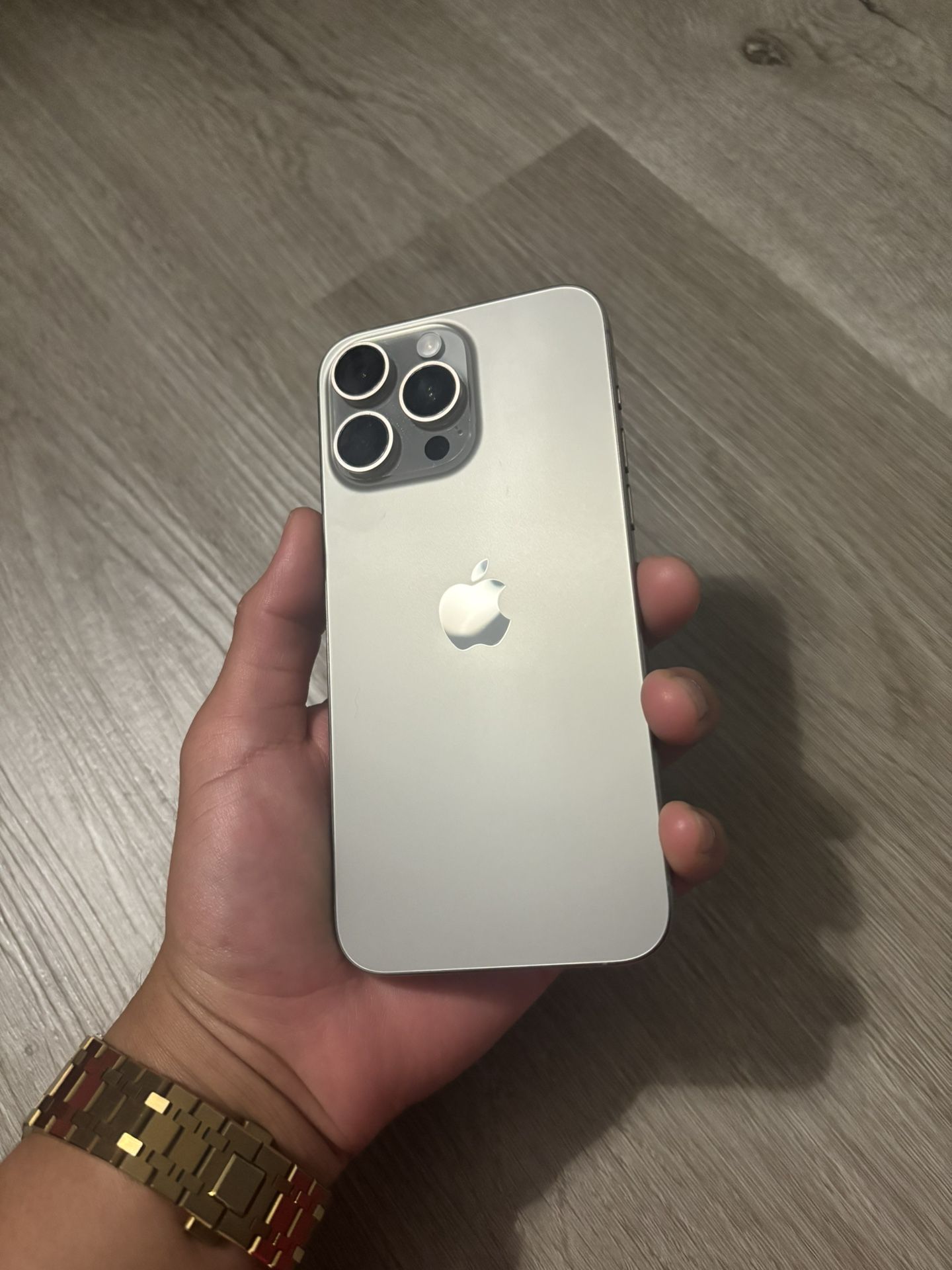 IPHONE 15 PRO MAX 256 GB NATURAL TITANIUM FOR SALE!