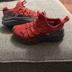 Kids Red Pumas 10c 