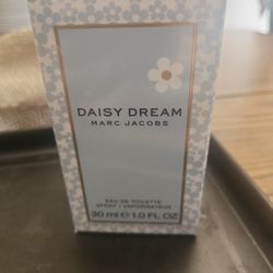 Daizy Dream Marc Jacobs