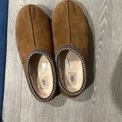 Brown Uggs size 13 