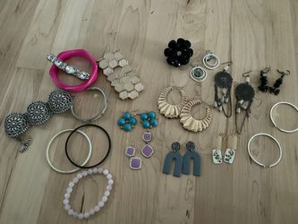 Jewelry Lot