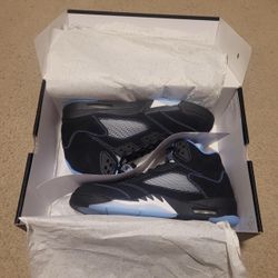Air Jordan 5 Black University Blue